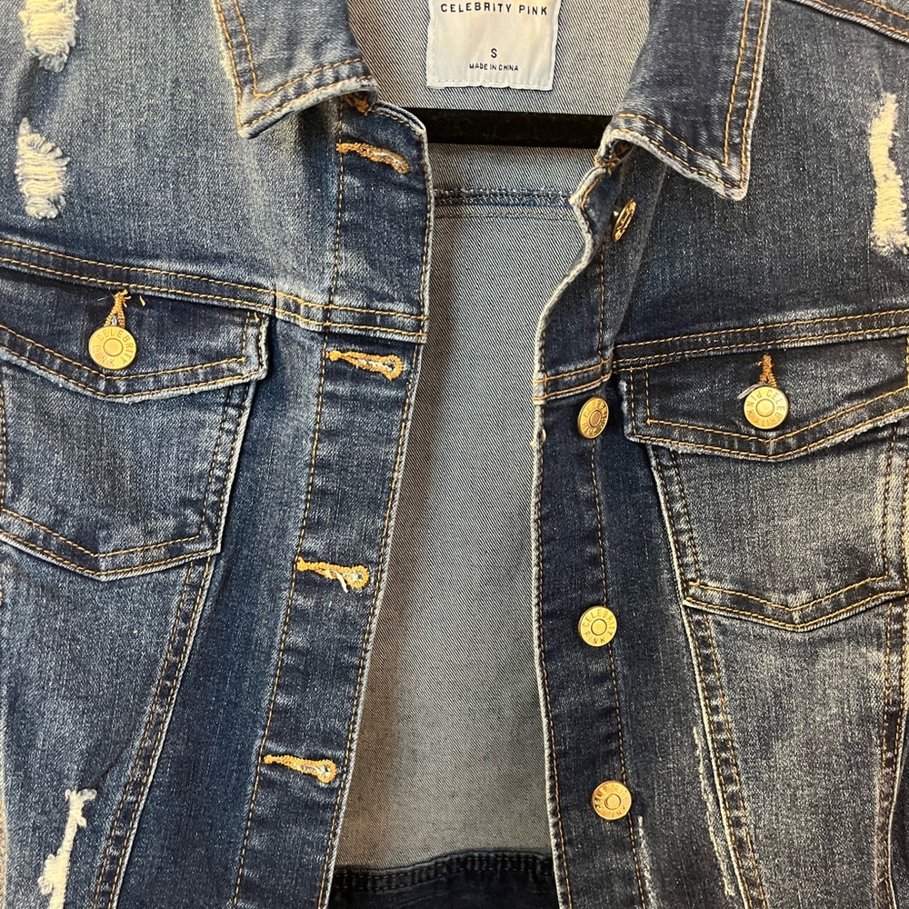 Stylish Blue Denim Jacket/EUC/Size small 19-21 PTP - Picture 6 of 10